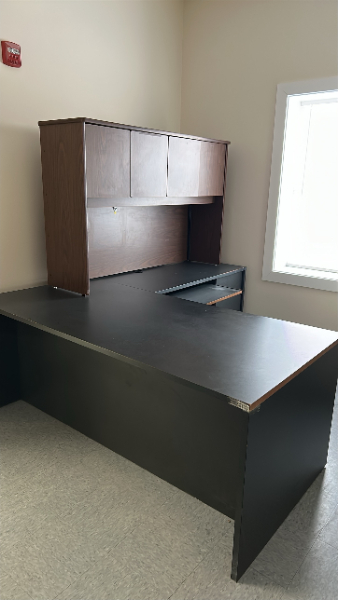 Laminate Desk