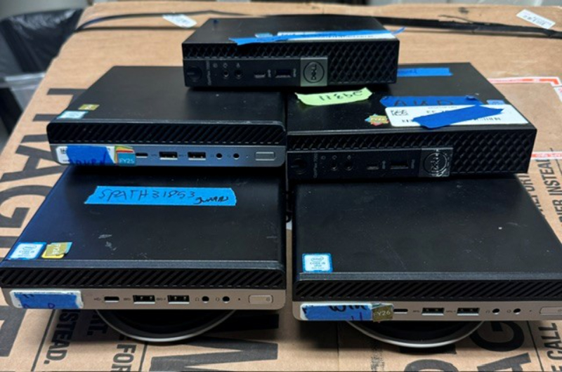 LAPTOPS (1 LOT)