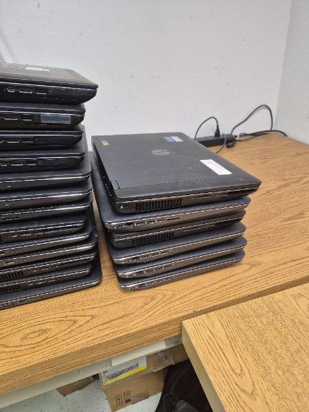 Laptops/Tablets