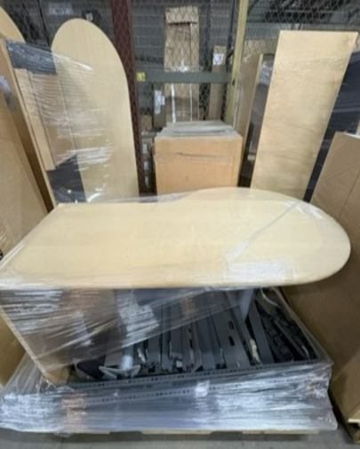 Large Bulged Size Desks with Overhead