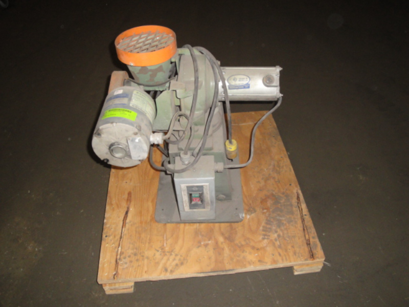 Master gear Holmes Bros Inc pulverizer