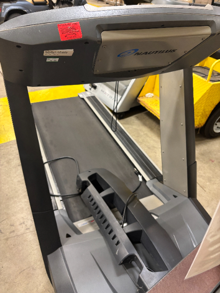 MATRIX TREADMILL
