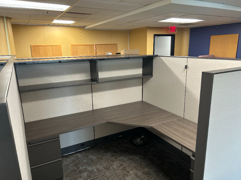 Mobile Cubicles (9) and 2-Door File Cabinet (1)
