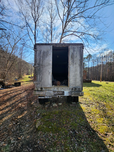 Semi Trailer