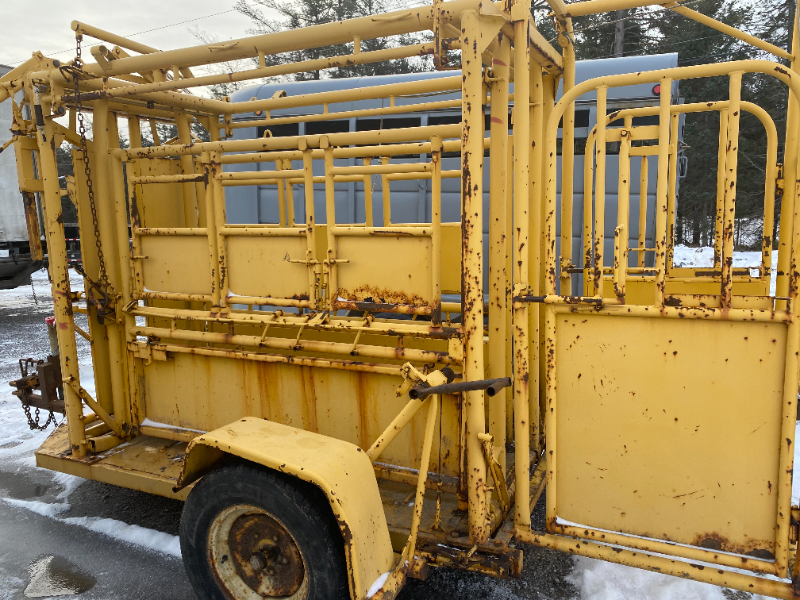 Squeeze Chute