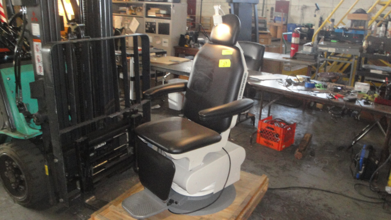 Stryker FL28C Electric Hospital Bed