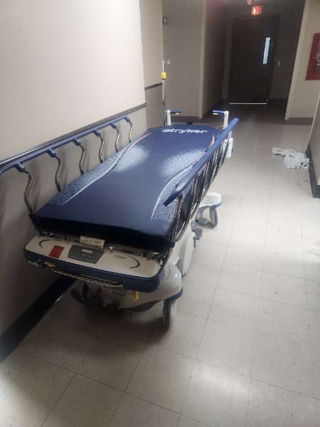 Transport stretchers