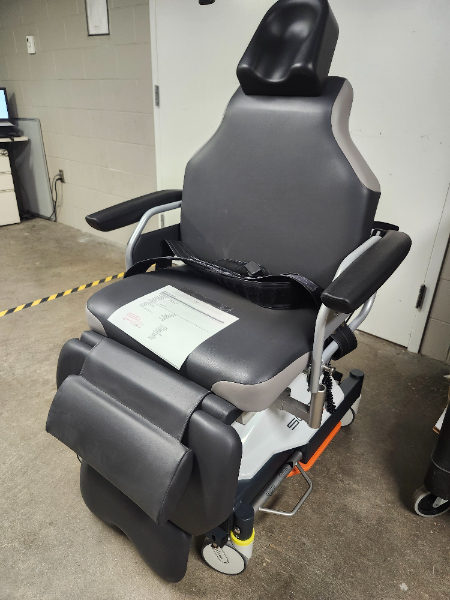 UFSK-International OSYS 500XLE Cataract/Treatment Chair