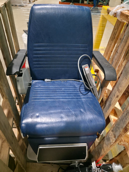 UFSK-International OSYS 500XLE Cataract/Treatment Chair
