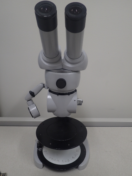 Vintage Stereo Microscope (4752)