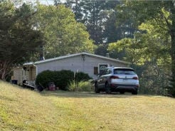 Mobile Home 3BR 2BA - 69 NOLAND HILLS DR, Leicester, NC