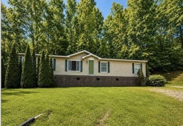Mobile Home 4BR 2BA - 364 PHILLIPS RD, Mc Graws, WV