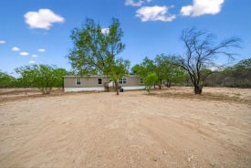 Mobile Home 4BR 3BA - 106 County Road 2672, Devine, TX