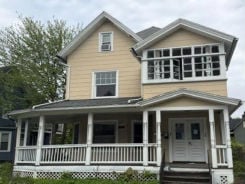 Multifamily 4BR 2BA - 28 WARRINER AVE, Springfield, MA