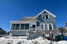 Multifamily 4BR 2BA - 52 GREENE AVE, Cranston, RI