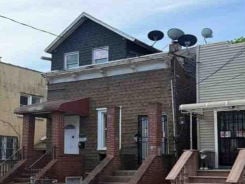 Multifamily 4BR 2BA - 57 20 PENROD ST, Corona, NY