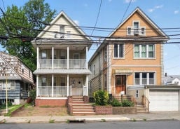 Multifamily 6BR 3BA - 1125 VICTORY BOULEVARD, Staten Island, NY