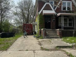 Multifamily 6BR 4BA - 15379 Tracey St., Detroit, MI