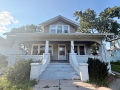 Multifamily 6BR 5BA - 1416 W 3rd Street, Grand Island, NE