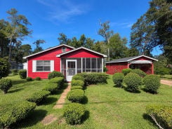Single Family 2BR 1BA - 1206 Wright Street, Thomasville, GA