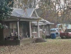 Single Family 2BR 1BA - 15083 AL HIGHWAY 68, Crossville, AL