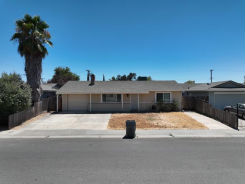 Single Family 2BR 1BA - 270 BELL AVE, Sacramento, CA