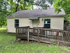 Single Family 2BR 1BA - 306 E SEQUOYAH, Vian, OK