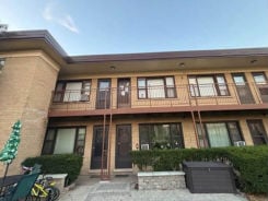 Single Family 2BR 1BA - 31 KING ARTHUR CT UNIT 10, Northlake, IL