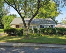 Single Family 2BR 1BA - 359 MINOCQUA ST, Park Forest, IL
