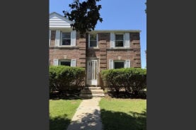 Single Family 2BR 1BA - 3736 S 58th Ave, Cicero, IL