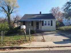 Single Family 2BR 1BA - 422 ABEL AVE, Capitol Heights, MD