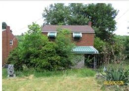 Single Family 2BR 1BA - 450 CEDAR ST, Jeannette, PA