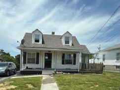 Single Family 2BR 1BA - 709 N WICKHAM AVE, Princeton, WV