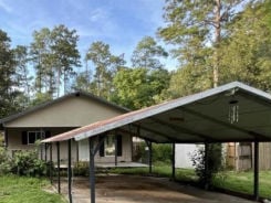 Single Family 2BR 2BA - 19621 GARLAND ST, Covington, LA