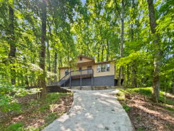 Single Family 2BR 2BA - 764 Chestnut Cove Trl # 20566, Jasper, GA