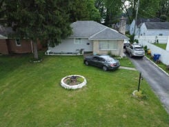 Single Family 3BR 1BA - 1069 E MARKISON AVE, Columbus, OH