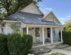 Single Family 3BR 1BA - 1119 N JEFFERSON ST, Montezuma, IN