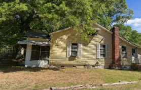 Single Family 3BR 1BA - 135 VASSAR CIR, Montevallo, AL