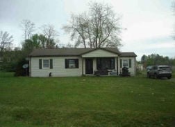 Single Family 3BR 1BA - 187 WAYBURN ST, Churchville, VA
