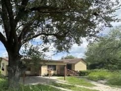 Single Family 3BR 1BA - 212 FIFTH ST, Odem, TX