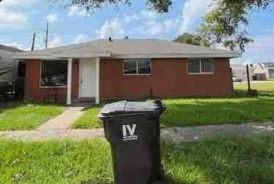 Single Family 3BR 1BA - 2229 KENNETH DR, Violet, LA