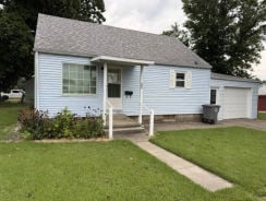 Single Family 3BR 1BA - 223 Douglas Street, Rushville, IL