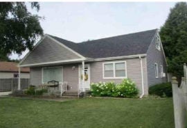 Single Family 3BR 1BA - 2428 S 18TH ST, Manitowoc, WI