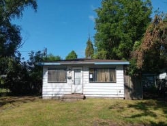 Single Family 3BR 1BA - 2801 OAKWOOD AVE, Saginaw, MI