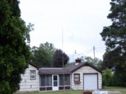 Single Family 3BR 1BA - 3300 CHERRY ST, Saginaw, MI