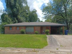 Single Family 3BR 1BA - 342 E 3RD ST, Deridder, LA