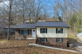 Single Family 3BR 1BA - 380 OAKLAND TRL SE, Cleveland, TN
