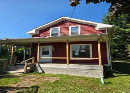 Single Family 3BR 1BA - 4737 SALINA ST, Pulaski, NY