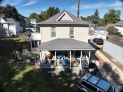 Single Family 3BR 1BA - 517 W 5TH ST, Cedar Falls, IA