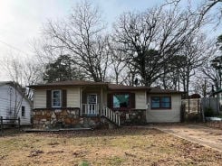 Single Family 3BR 1BA - 607 NEVADA ST, West Plains, MO